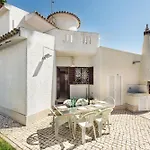 Residential Cul-de-sac Walking Distance To Centre, Private Pool, Free Ac Wifi וילה