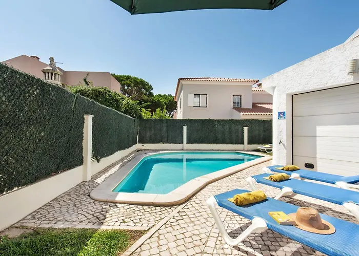 Residential Cul-de-sac Walking Distance To Centre, Private Pool, Free Ac Wifi Villa *
