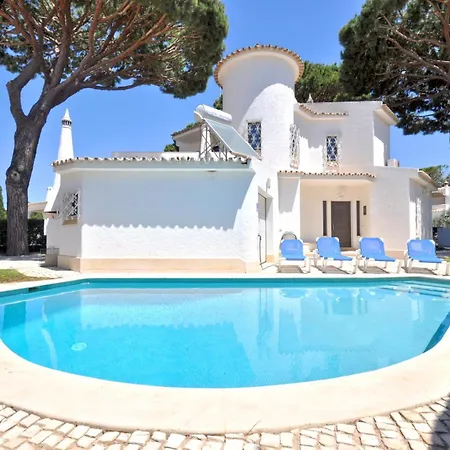 Villa Private Pool Walking Distance To The Centre *