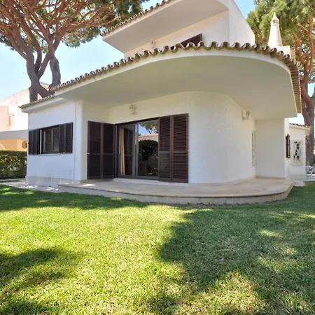 Villa Private Pool Walking Distance To The Centre *