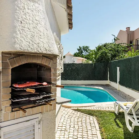 Residential Cul-de-sac Walking Distance To Centre, Private Pool, Free Ac Wifi * 奎特里拉