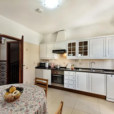 Residential Cul-de-sac Walking Distance To Centre, Private Pool, Free Ac Wifi * 奎特里拉